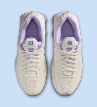 nike shox r4 soft pearl hydrangeas release details 4