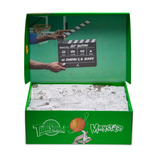 Men's Air Jordan 11 "Green Screen" Shoe Box (Monstars, SKU: IQ5700-900). Photo via Nike..