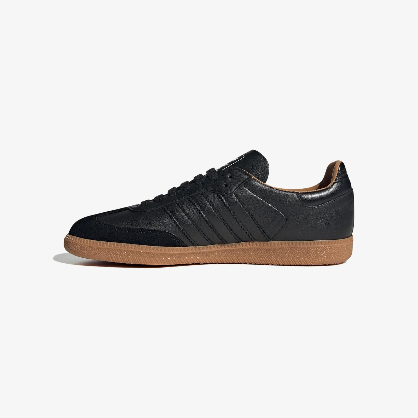 adidas gazelle silver green womens adidas Samba OG vyrobeno v Itálii černý Croc main image 0