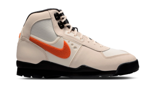 Nike Baltoro “Safety Orange”