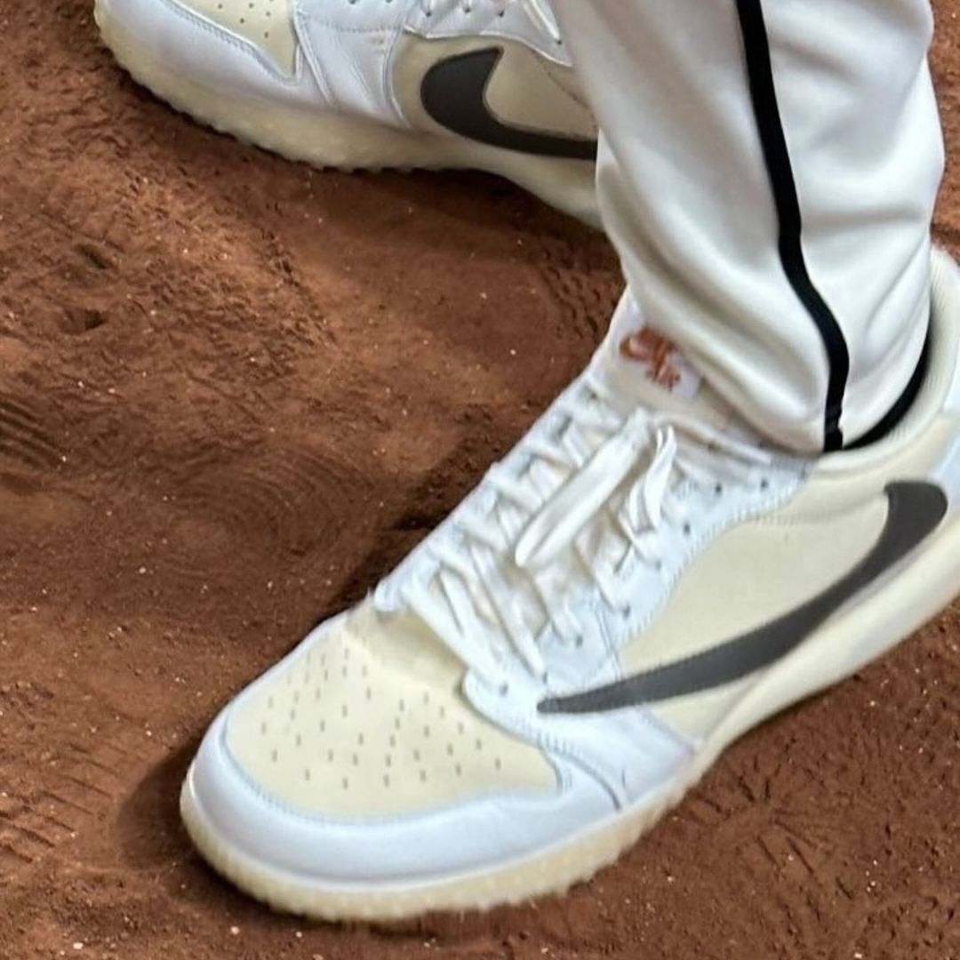 Cancelled: Travis Scott x Air Jordan 1 Low OG “Pale Vanilla