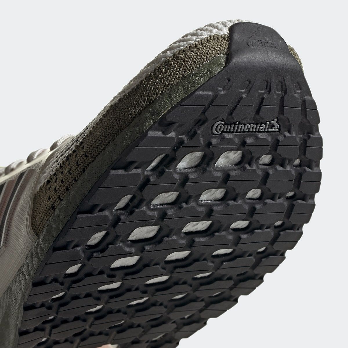 Available Now // The Ultra BOOST 19 Get's Militarized | House of Heat°