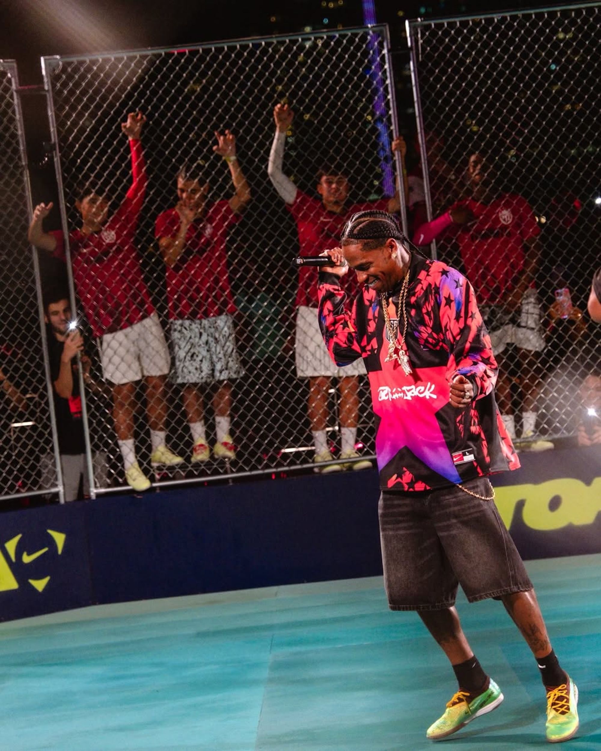 footaction travis scott