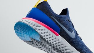 Nike RN React Product BLU Detail2 hd 1600