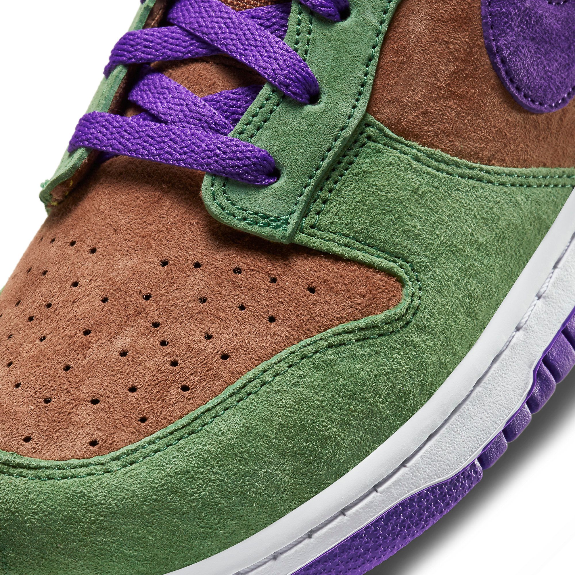 Available Now // Nike Dunk Low Veneer | House of Heat°
