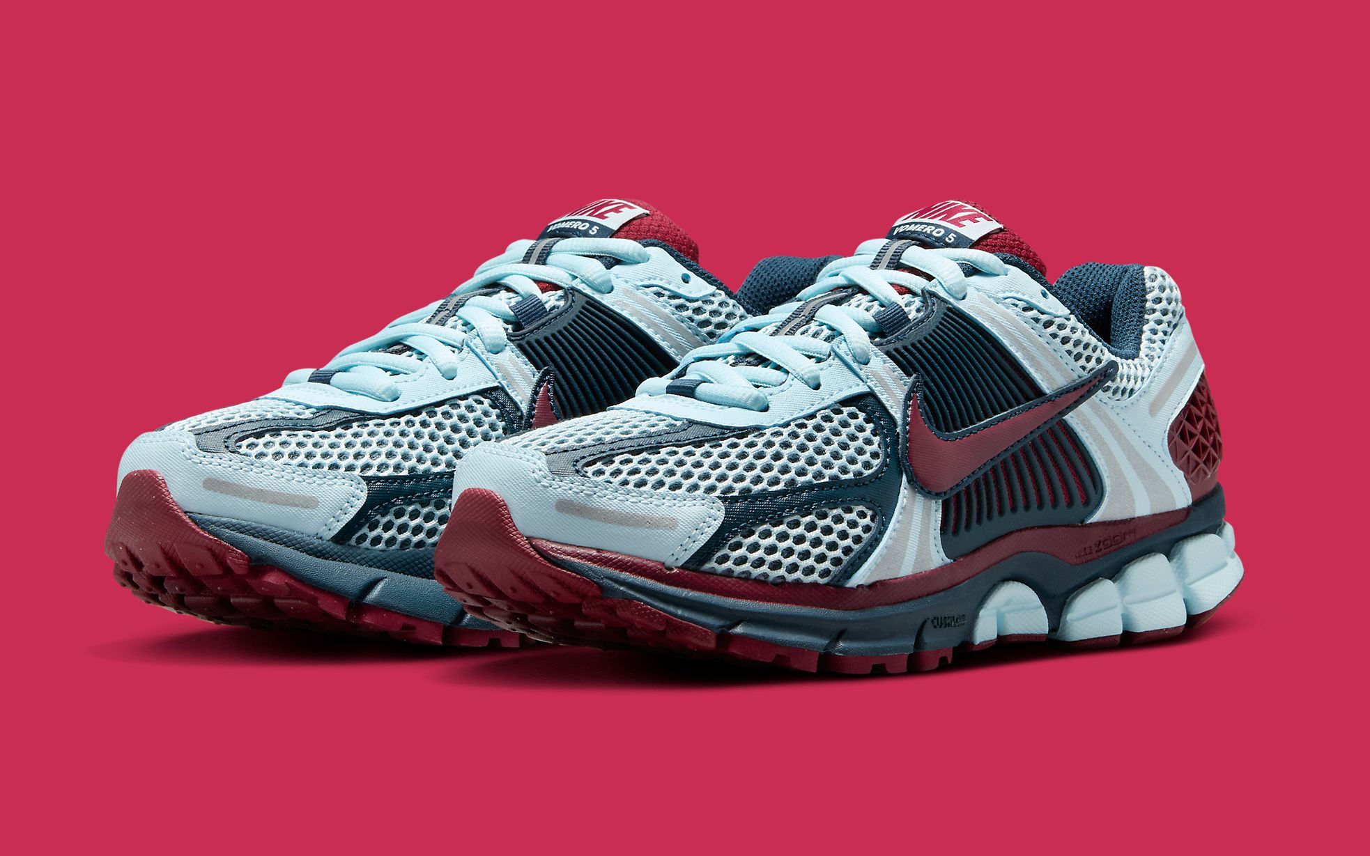 Men’s pre owned size 11.5 Nike Vomero 5 Team USA red white blue Nike Delivers an Air Zoom Vomero 5 for Team USA | House of Heat° main image 3