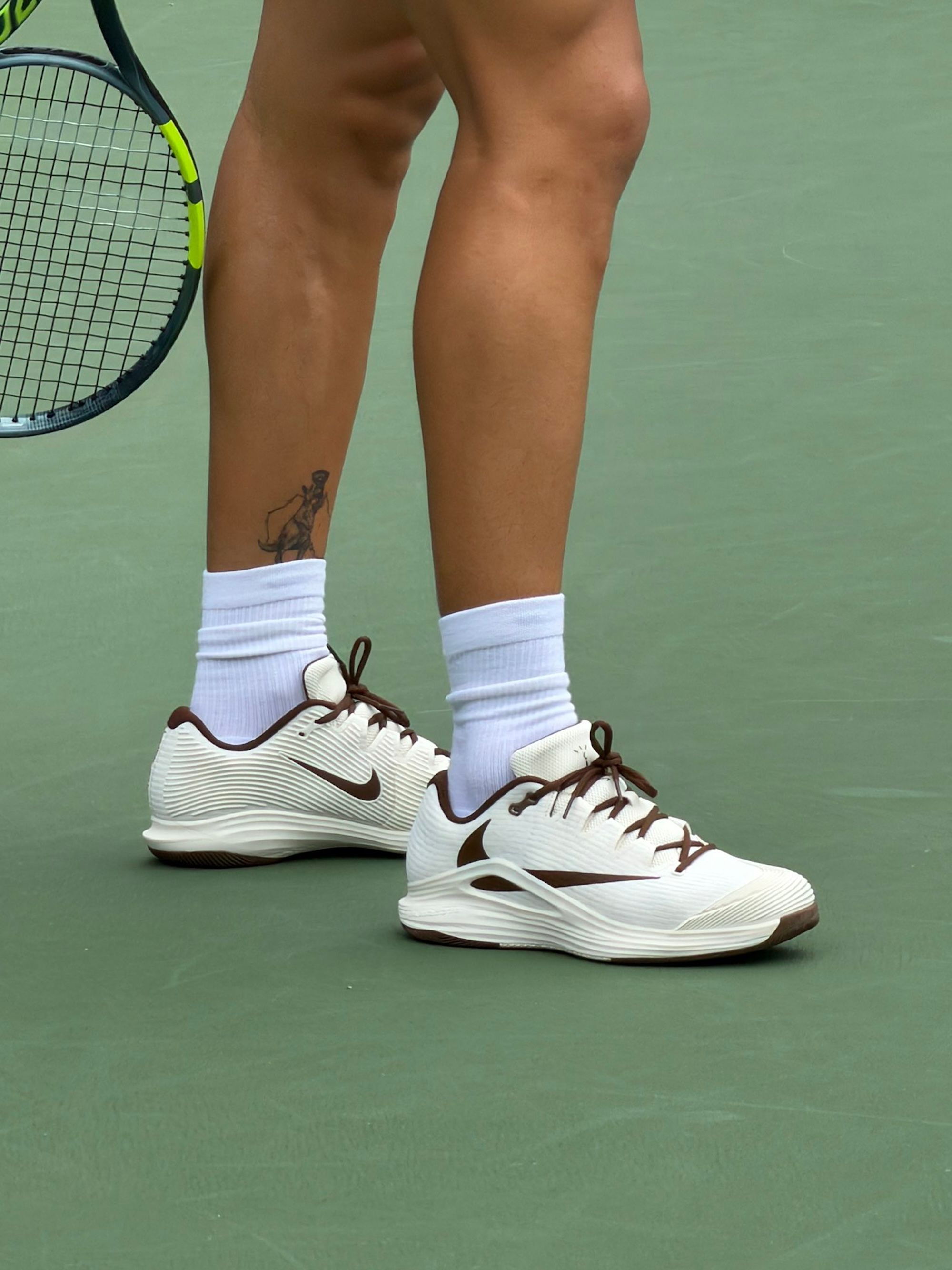 Carlos Alcaraz wearing the Cactus Jack x Nike Zoom Vapor 12 HC by Travis Scott. Photo by Germán Abril.