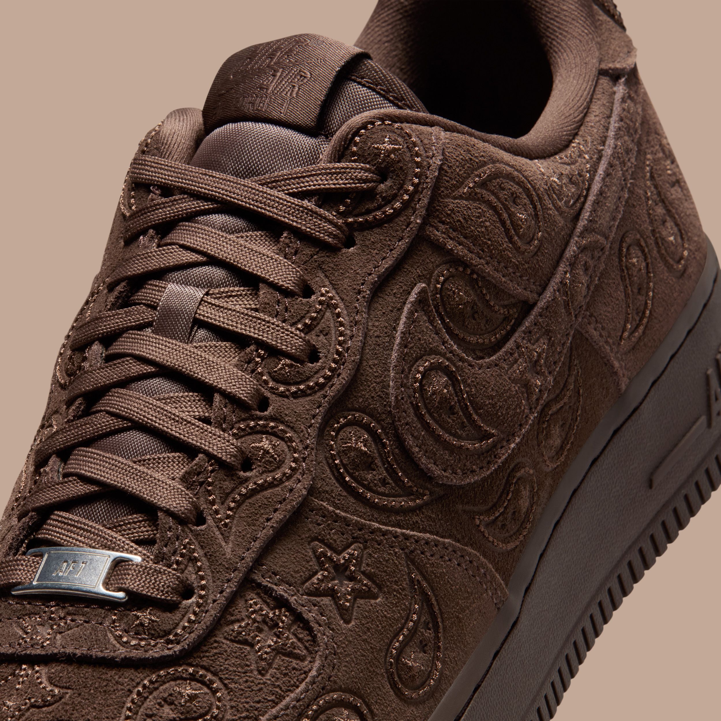 nike air force 1 shine pack