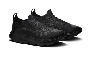 PAF x On Cloudsoma "Black." Photo via Post Archive Faction.
