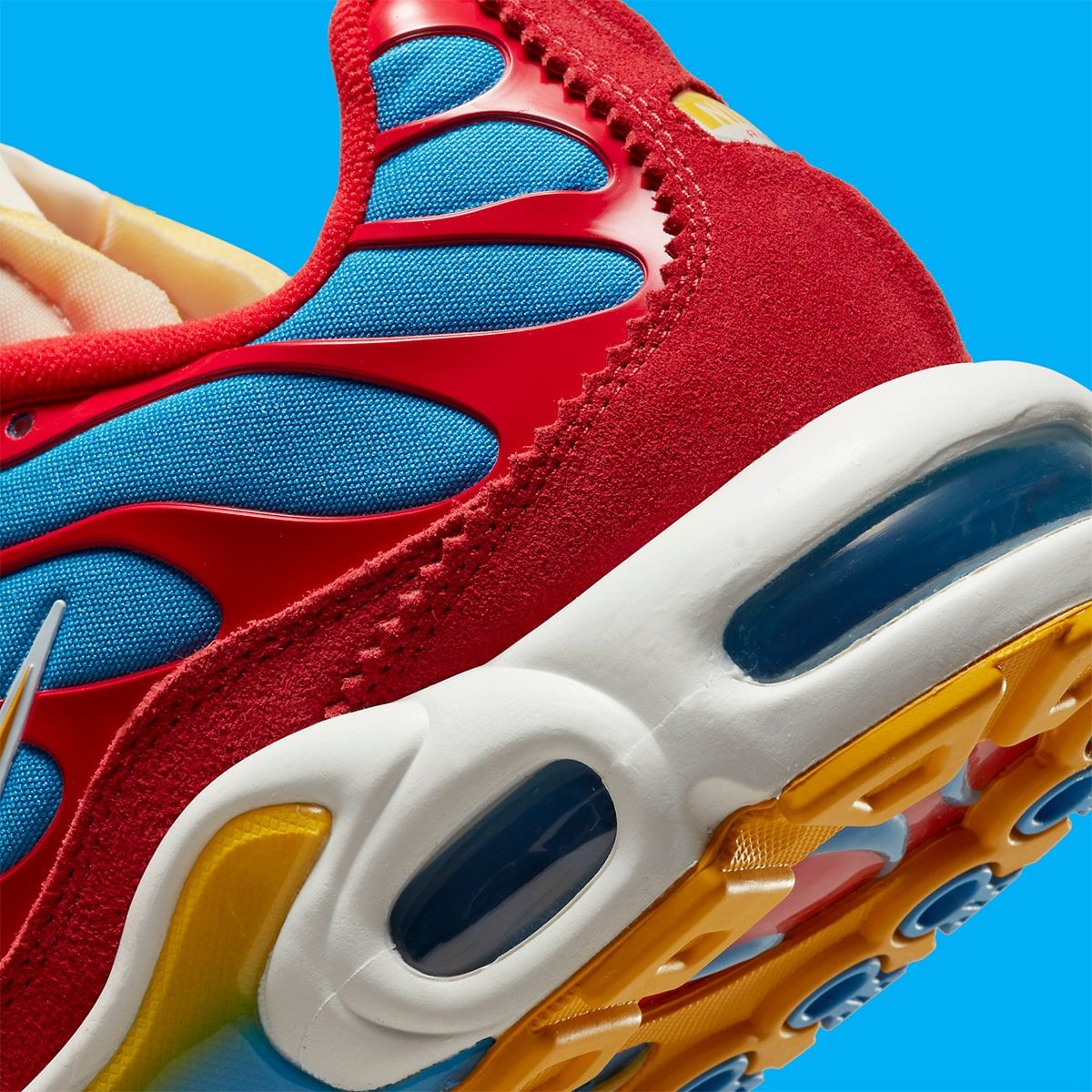 Air max plus blue hotsell yellow red