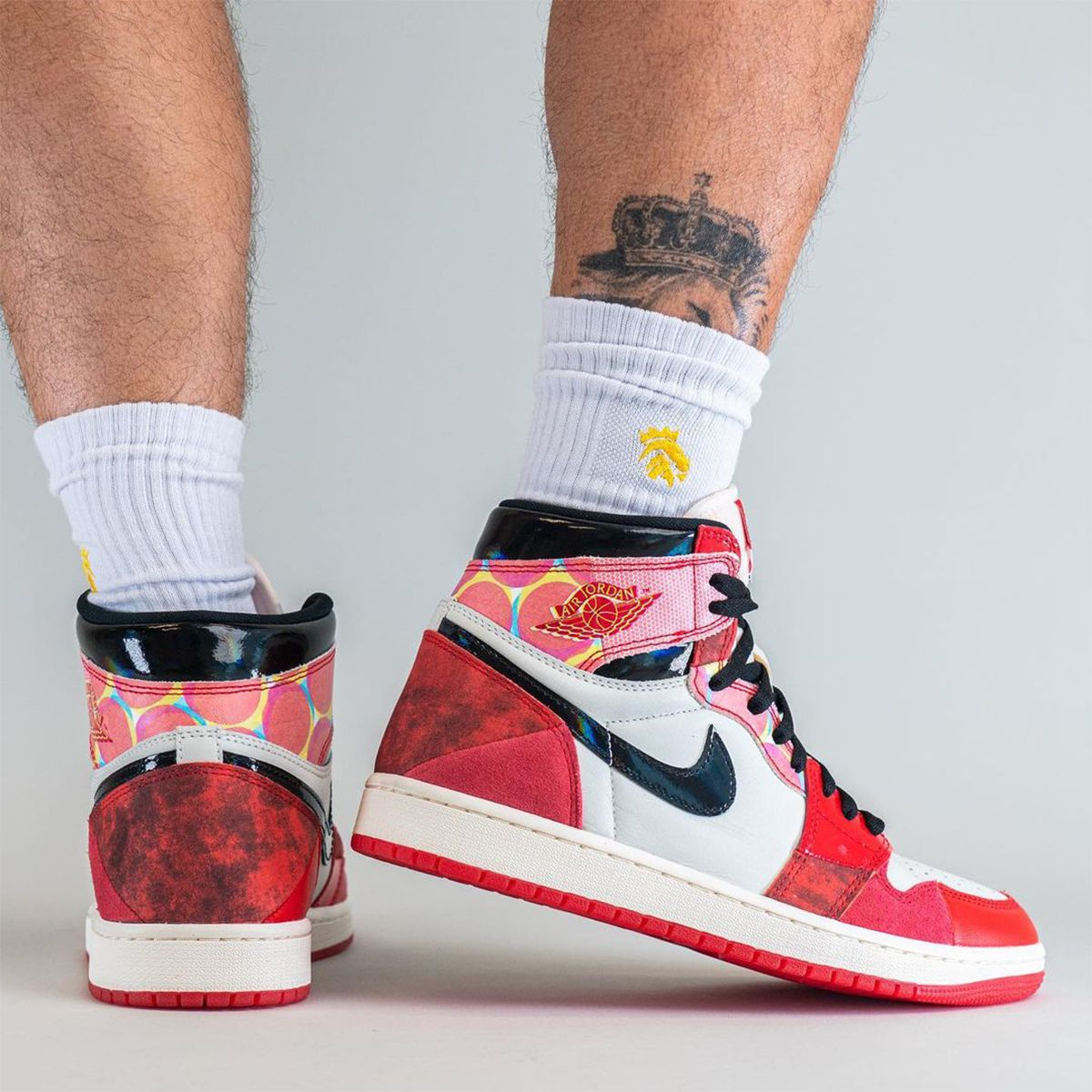 Air jordan 1 cheap spiderman on feet