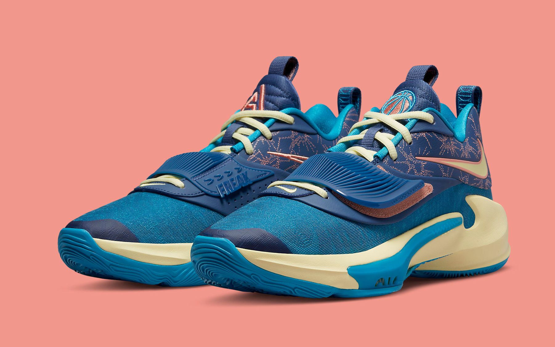 nike-zoom-freak-3-valentines-