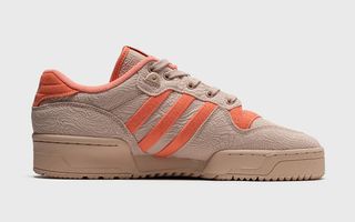 adidas channel Rivalry Low TR Wonder Taupe IE1666 4