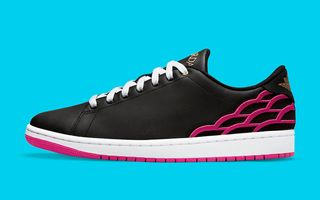 Air Jordan 1 Centre Court Appears in Black and Pink