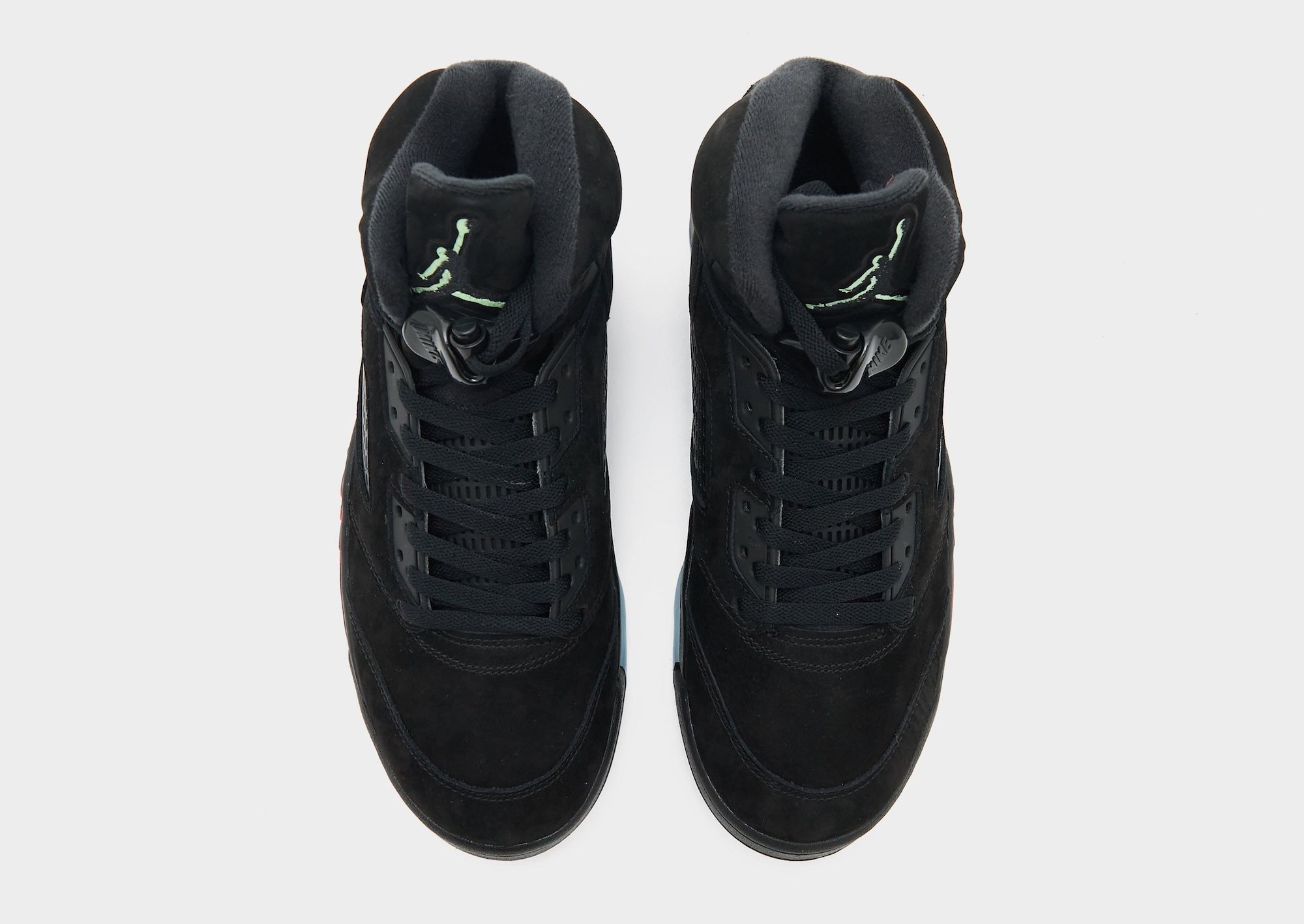 Air Jordan 5 "Halloween" (SKU: HQ7978-001). Photo via JD Sports.