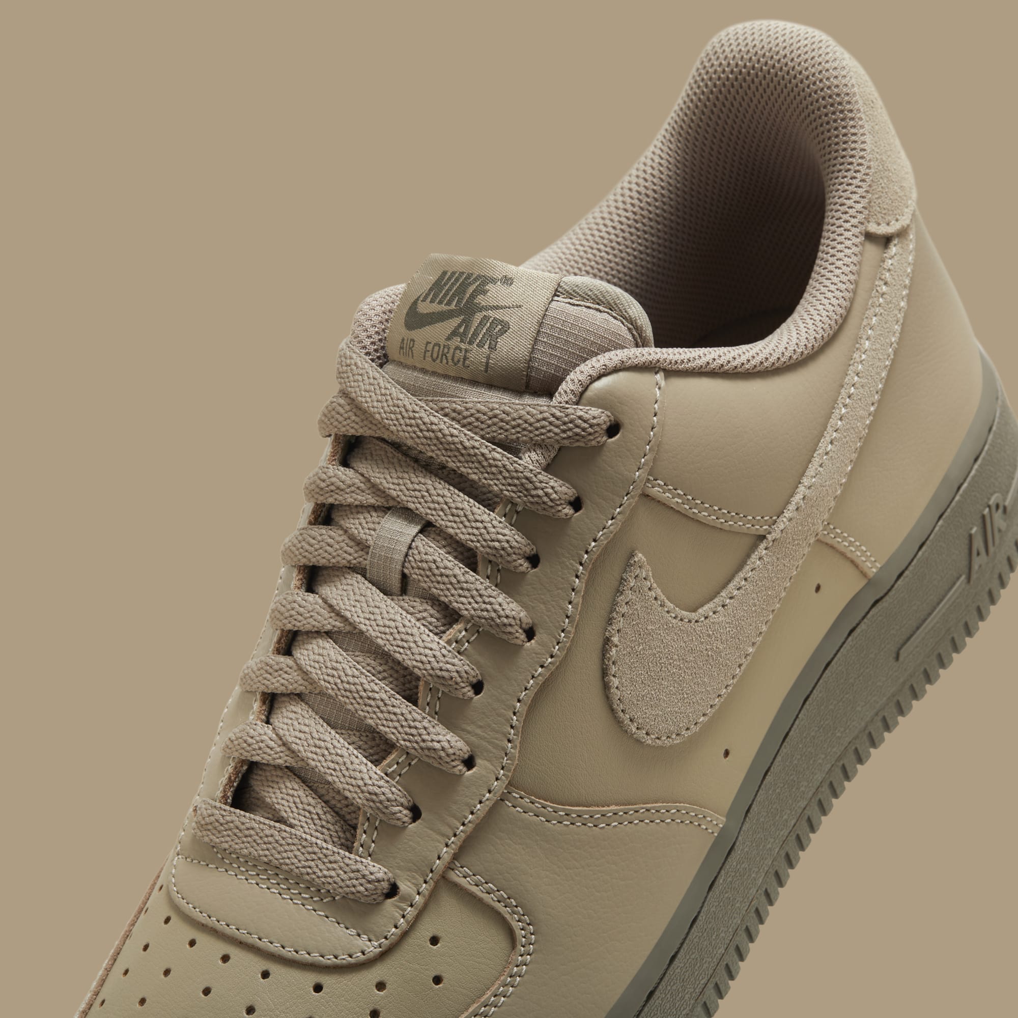 NIKE エアフォース1 ベージュ カーキ 24 24.5 ナイキ エアフォース1 