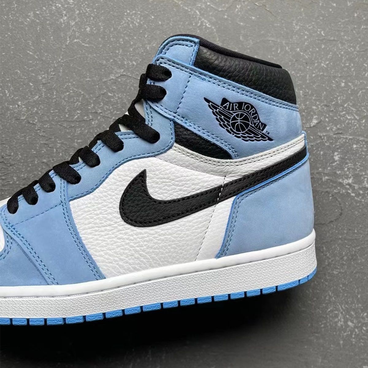 Where to Buy the Air Jordan 1 High “University Blue” | House of Heat°