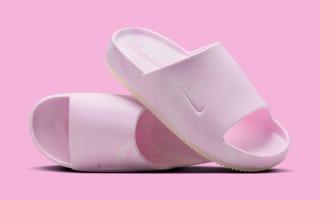 Nike Paint the Next Calm Slide in "Pink Foam"