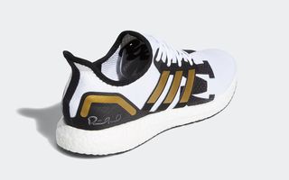 adidas am4 showtime mahomes white black gold fx9122 release date 4