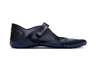 NikeSKIMS Rift Satin "Obsidian"