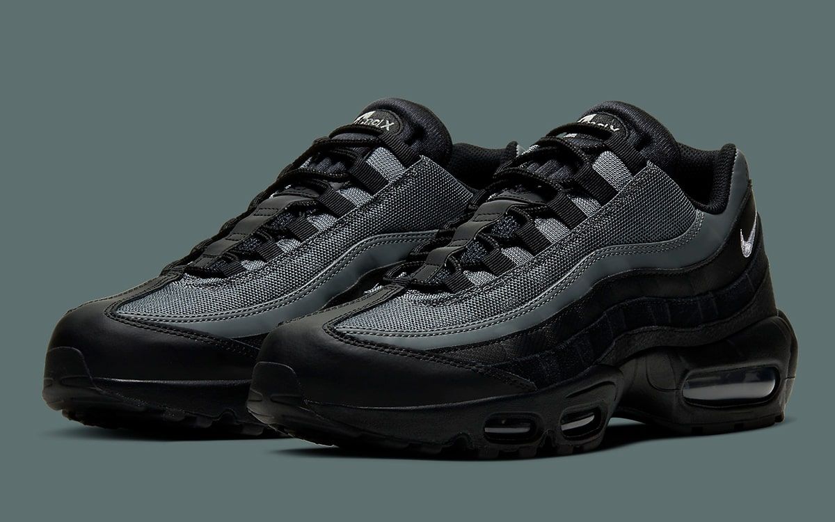 Air max 95 black on sale leather