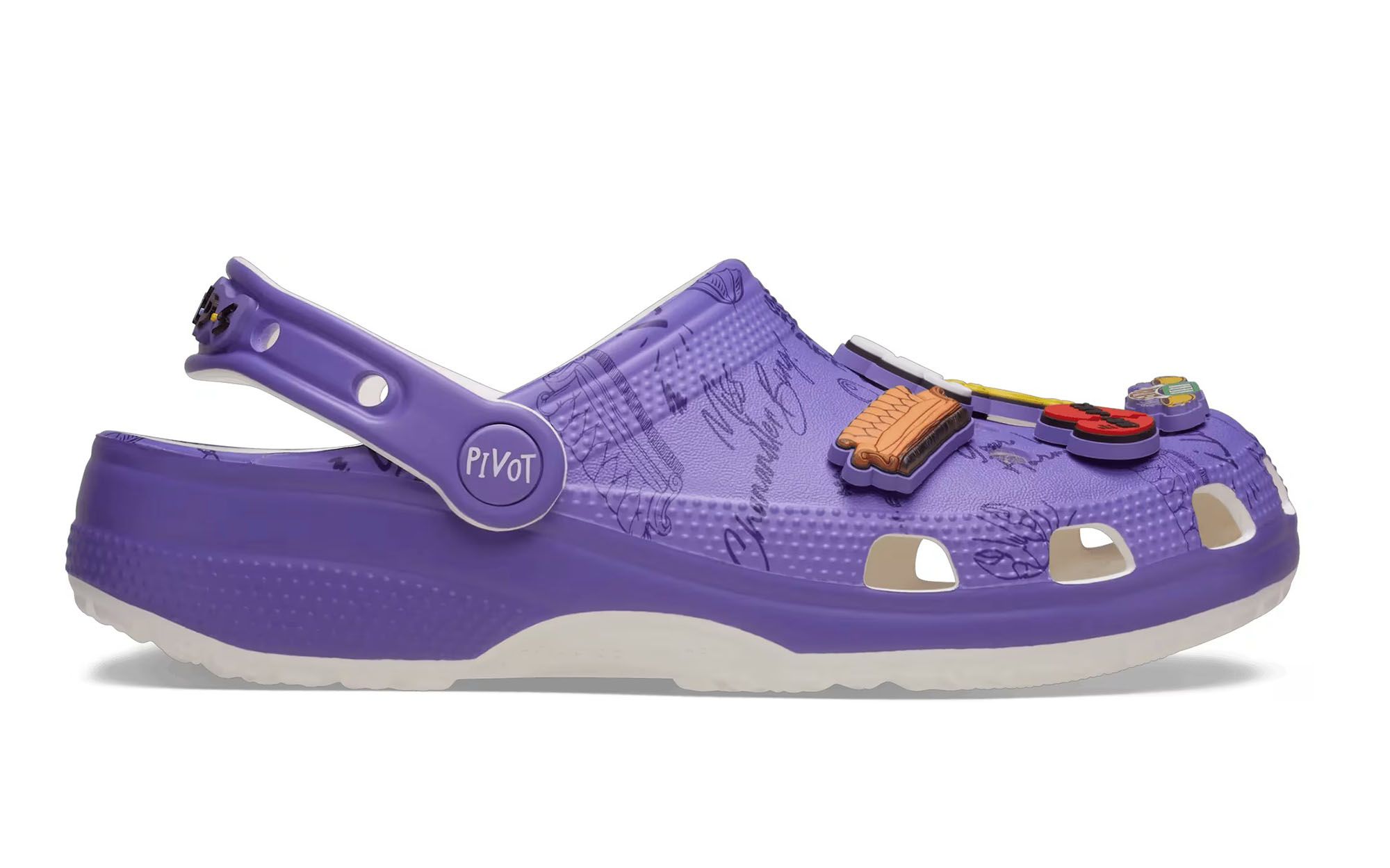 Friends x Crocs Classic Clog (SKU: 212136-90H). Photo via Crocs.