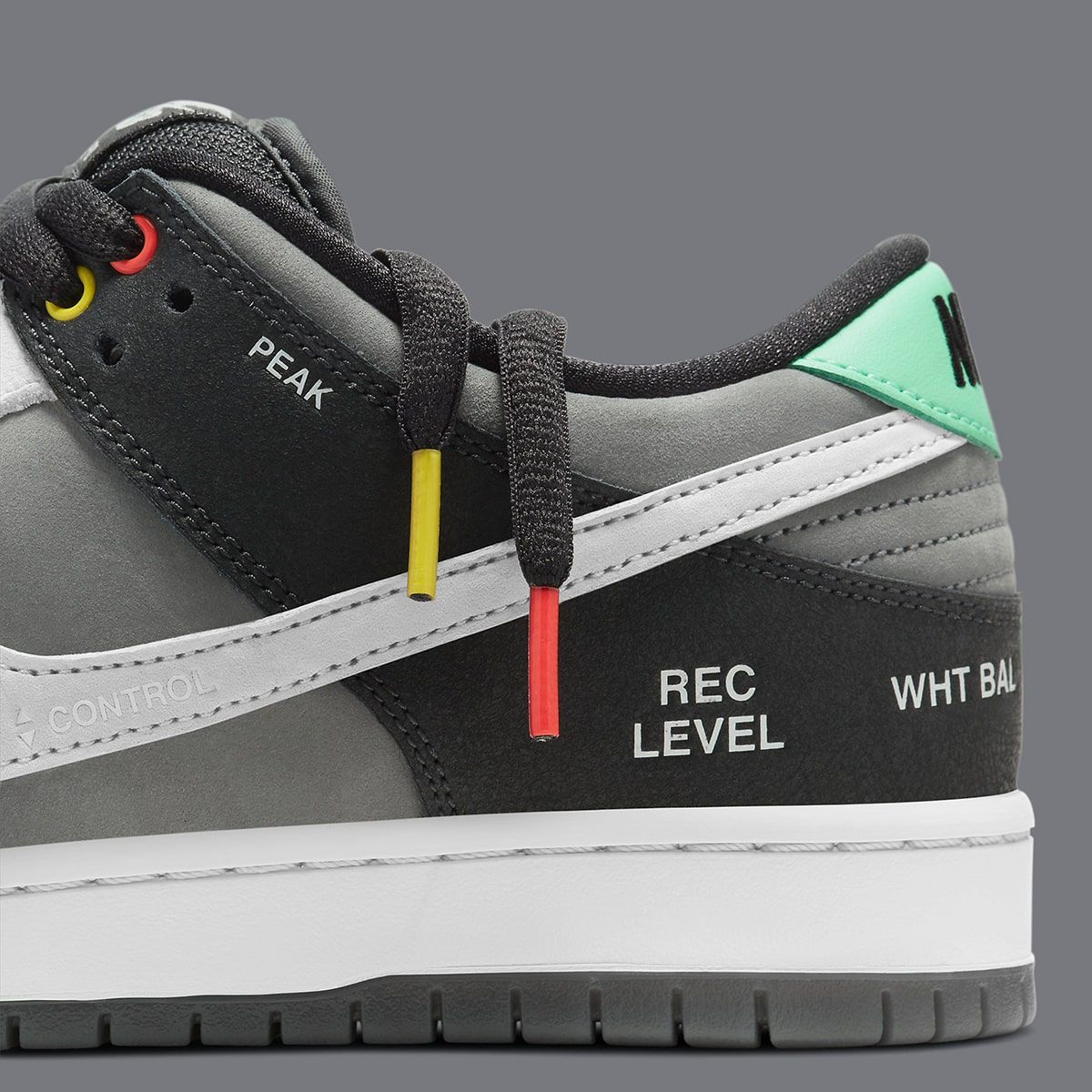 Official Images // Nike SB Dunk Low “Camcorder” | House of Heat°