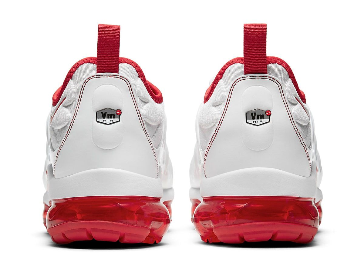 nike air vapormax 97 red and white
