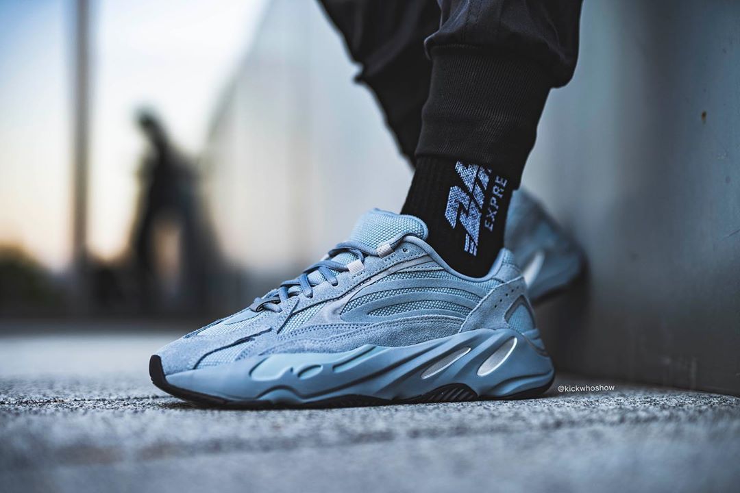 Where to Buy the YEEZY 700 v2 “Hospital Blue” | House of Heat°