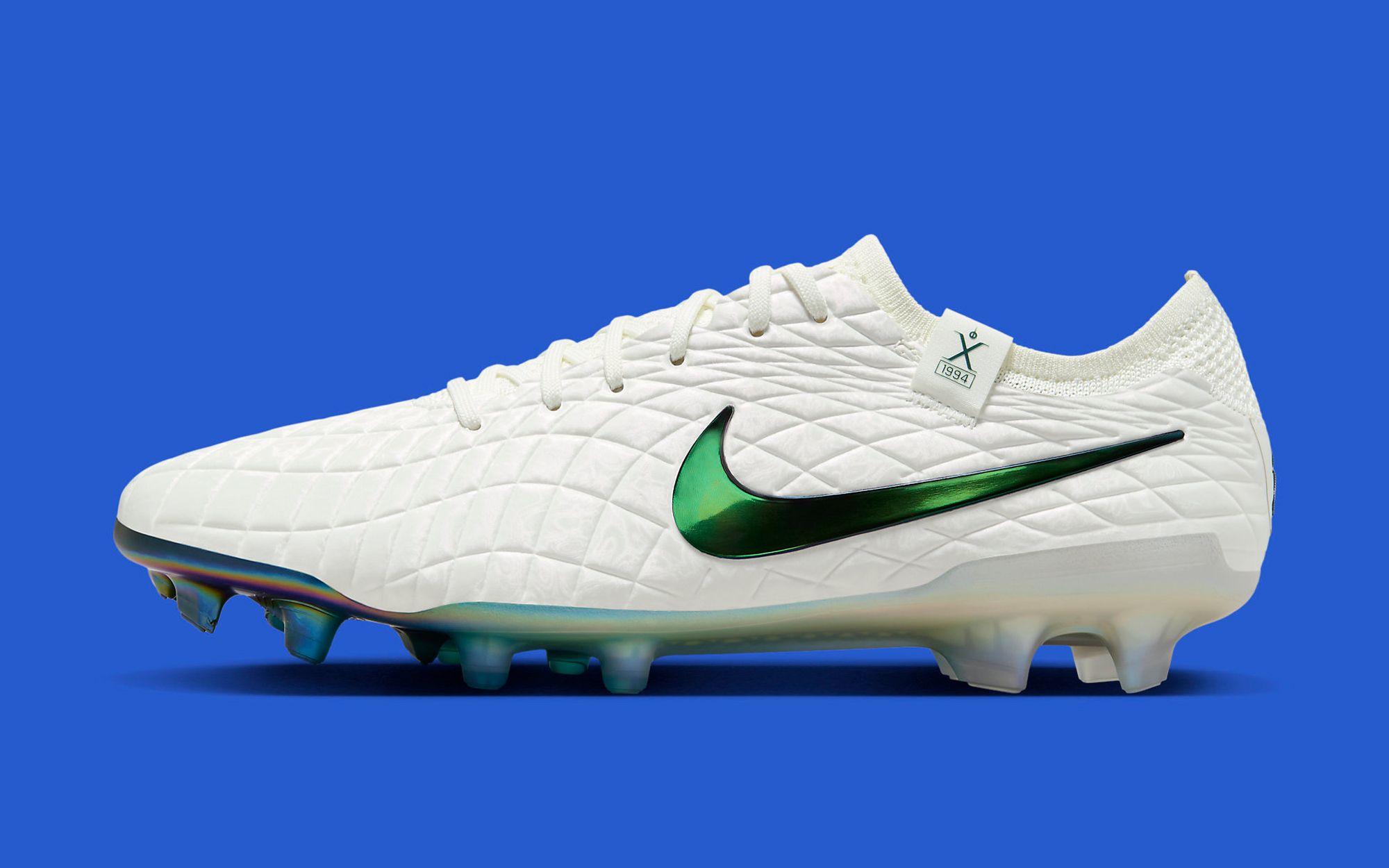 Nike Celebrates 30 Years of Tiempo on the Nike Tiempo Pearl Legend 10 Elite House of Heat