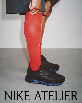 Nike Atelier Merc Premium in a black & blue color scheme. Photo via Nike.