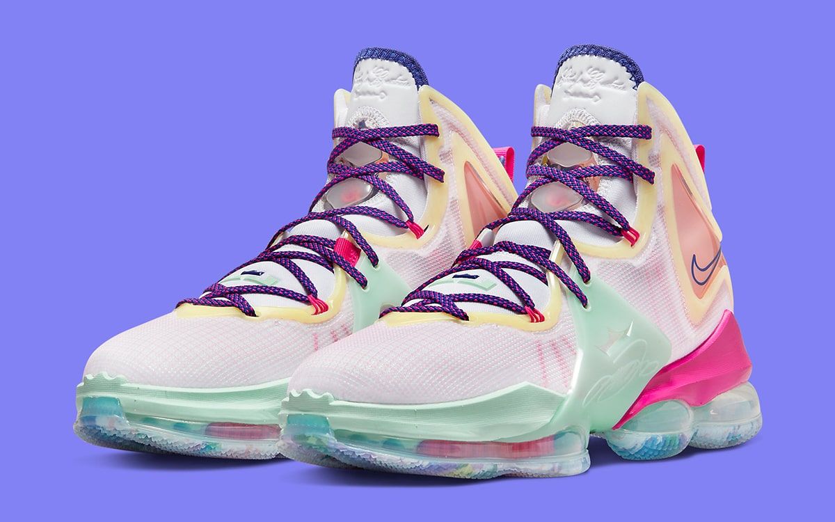 Nike LeBron 19 Valentine's Day DH8460-900 Release Date