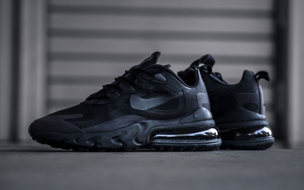 Nike Air Max 270 React ブラックスニーカー NIKE W AIR MAX 270 REACT ナイキ エア マックス リアクト