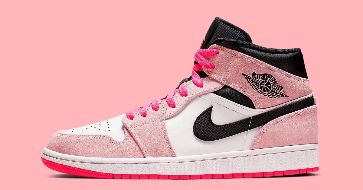 jordan 1 crimson tint with hyper pink neutrals