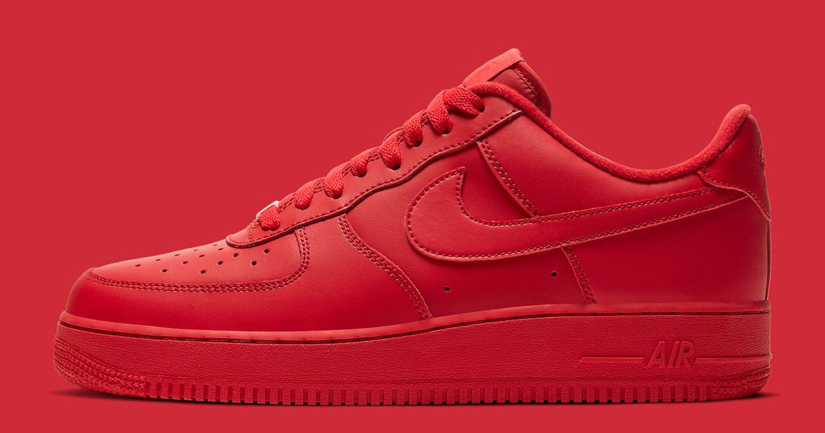 Available Now // Nike Air Force 1 Low “Triple Red” | House of Heat°