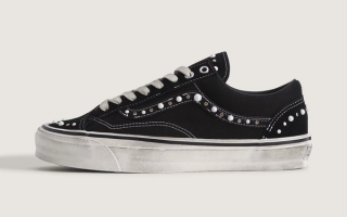 Vans Old Skool 36 Pearlized "Black/White" (SKU: VN000ZB8BPR). Photo via Vans.