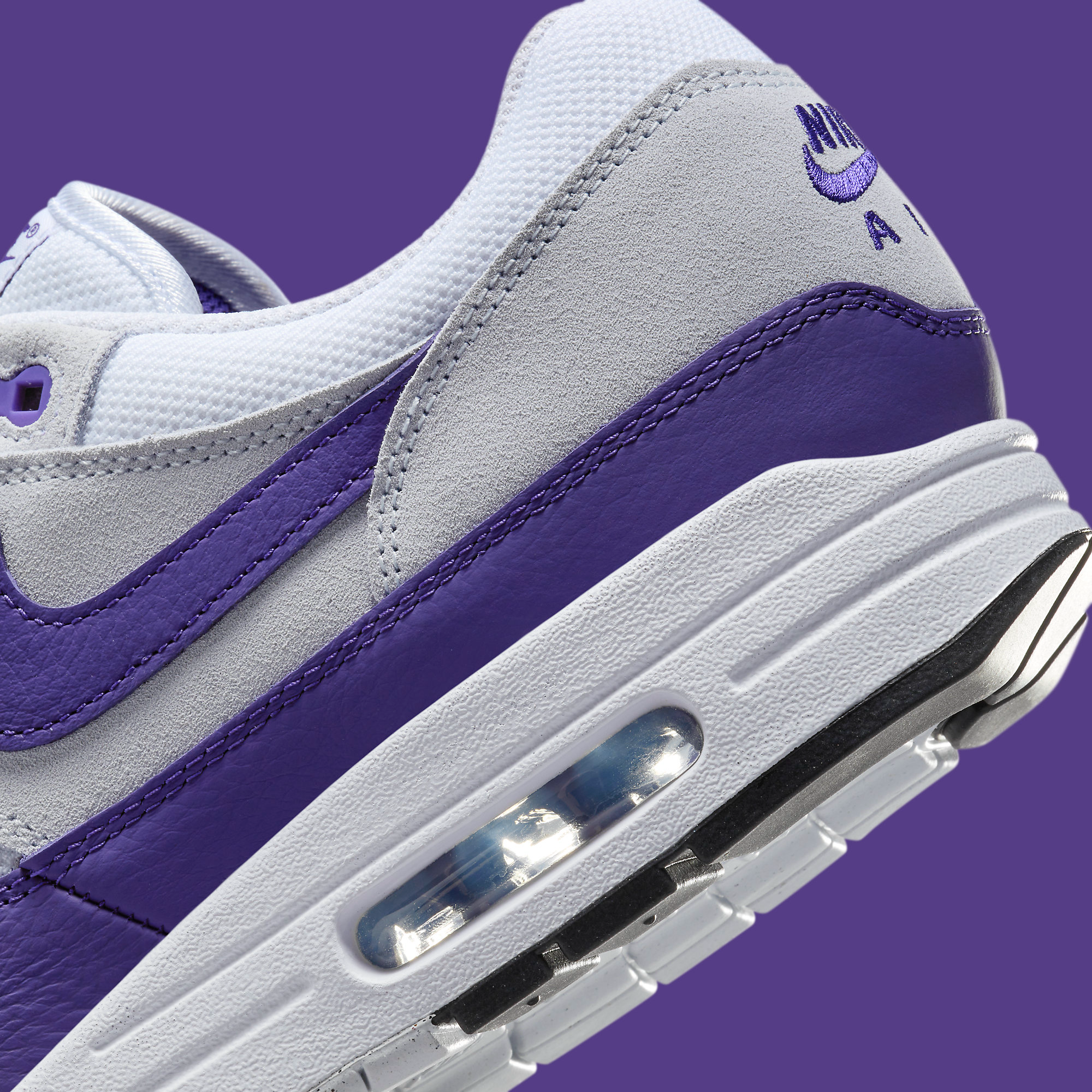 purple and white nike air max