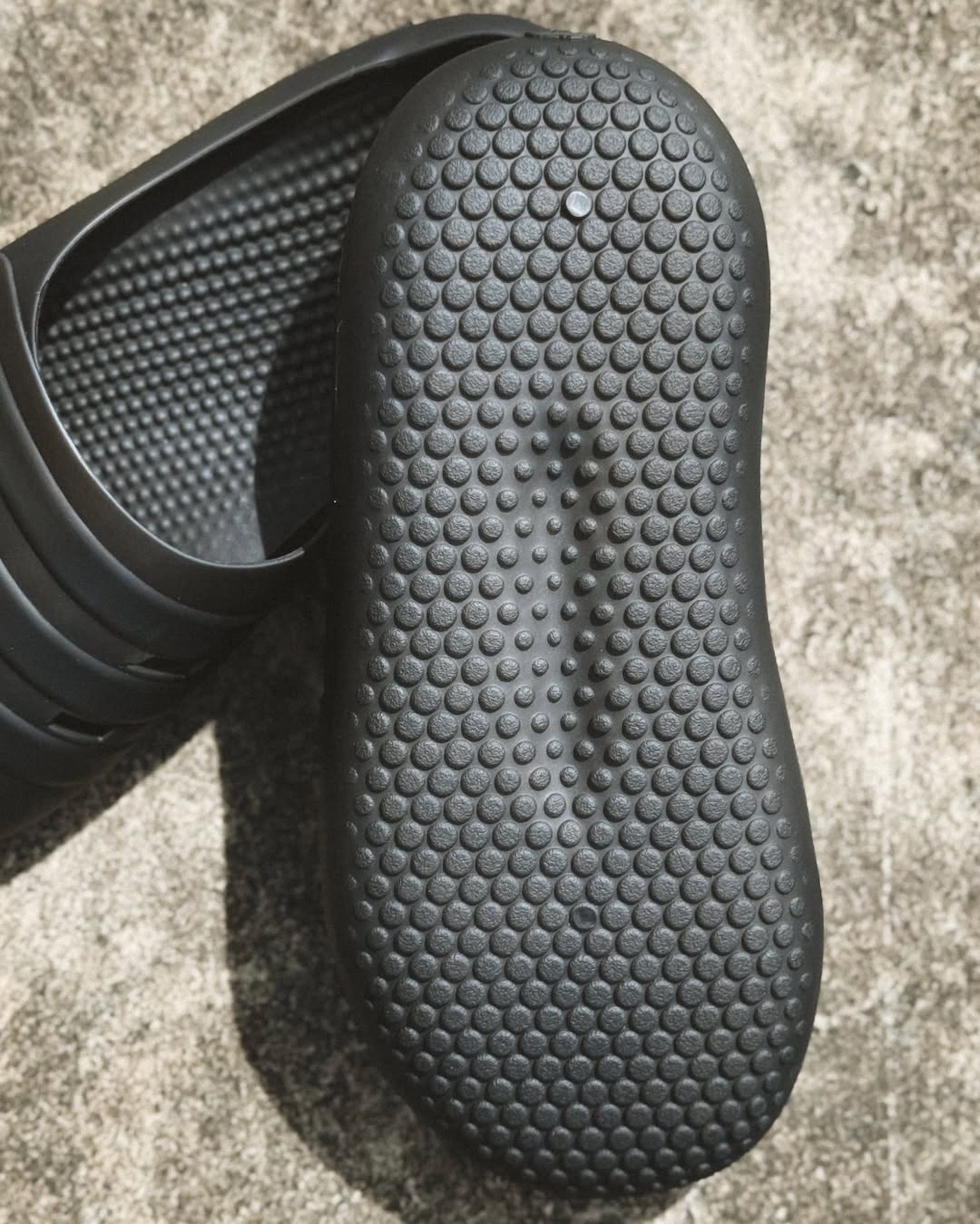 "Core Black" adidas Adislide. Photo via @lustpanama on Instagram.