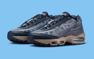 WORKSOUT's Nike Air Max 95 in a third "Thunder Blue/Enigma Stone" color scheme.