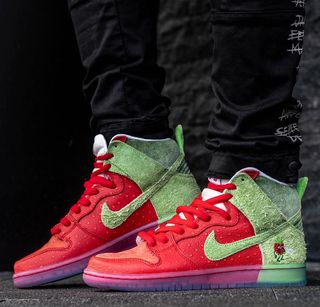 nike sb dunk high strawberry cough cw7093 600 release date info 3