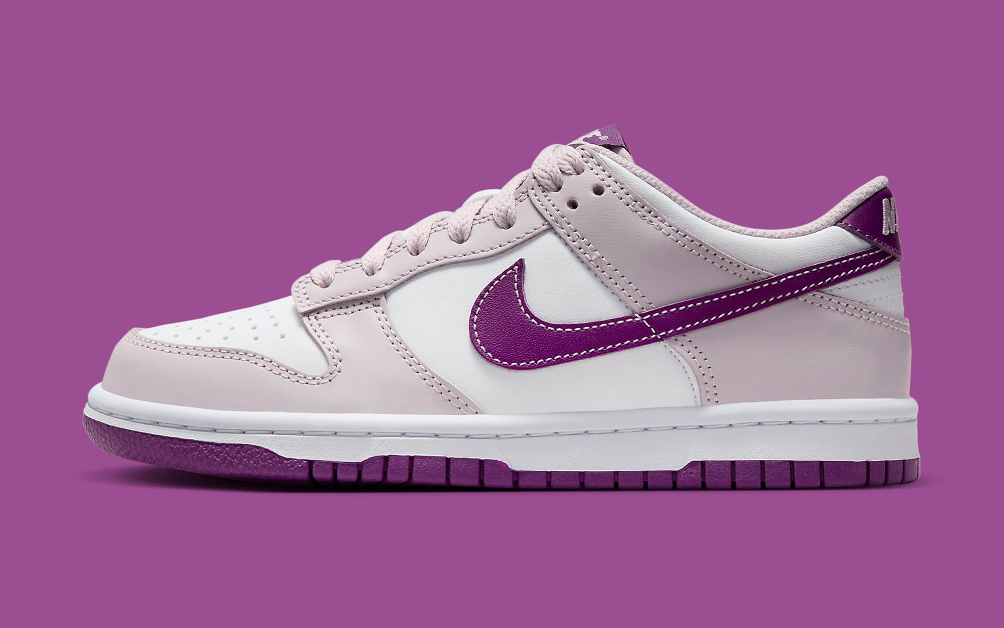 Available Now // Light Mauve and Plum Nike Dunk Low | OdegardcarpetsShops°