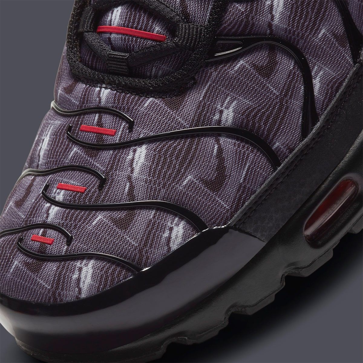 nike air max plus topography