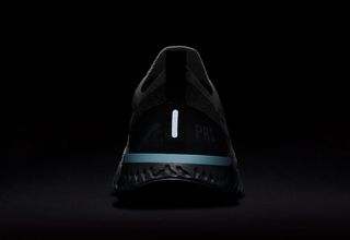 Nike release Epic React Flyknit Paris AV7013 200 Release Date 6