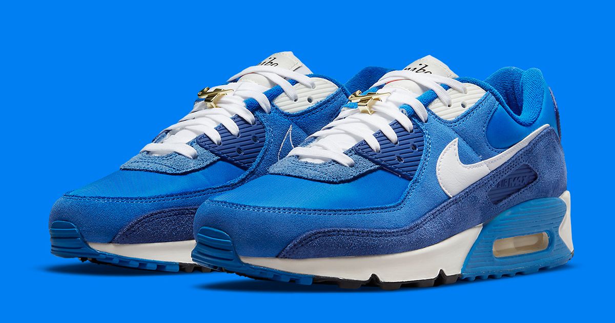 airmax90 signal blue