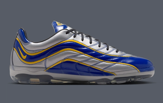 Nike Cryoshot "Mercurial '98" (SKU: IQ8160-400). Photo via Nike.