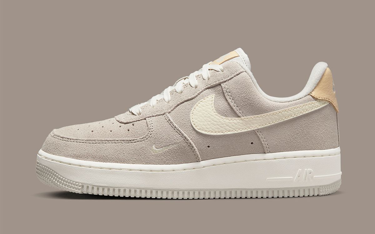 Nike air force store taupe