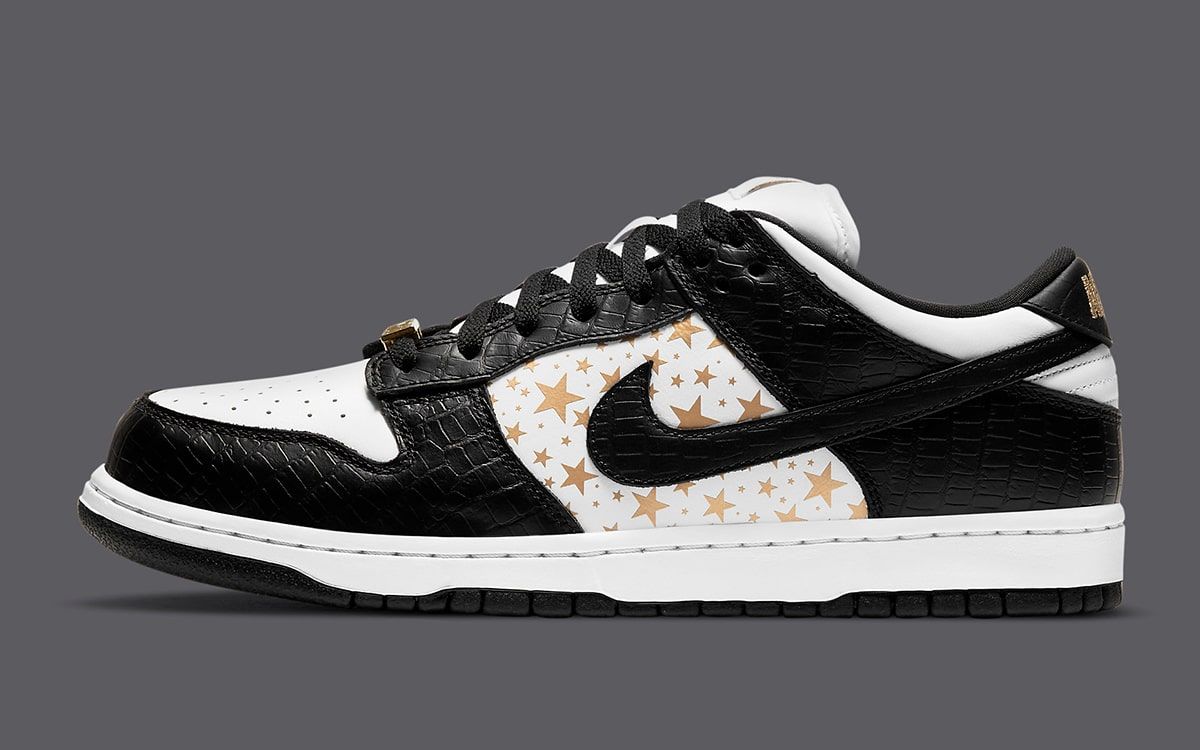 Supreme x Nike SB Dunk Low “Stars” Earmarked for March 4th