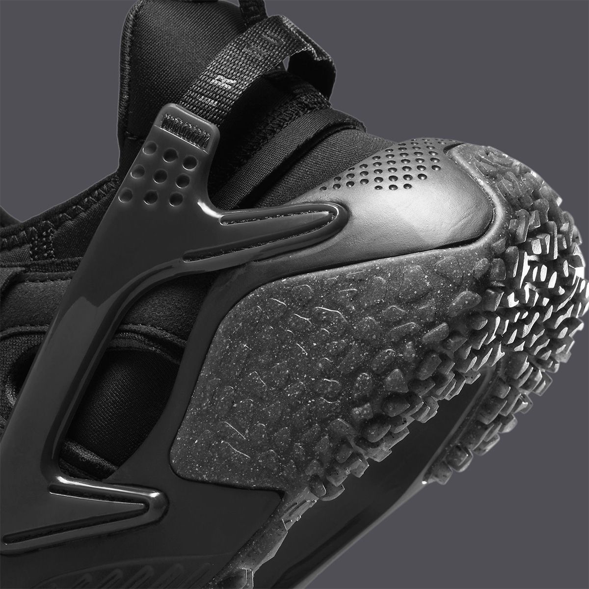 Nike air huarache on sale drift triple black