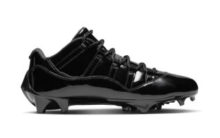 Air Jordan 11 Low “Anthracite” U.S. Football Cleats