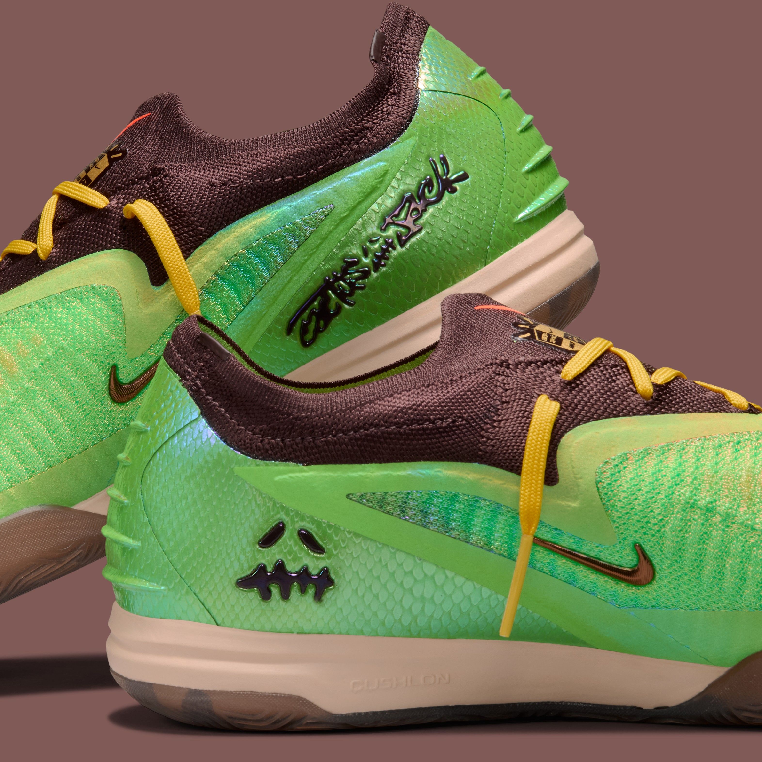 Travis Scott x Nike Phantom 6 Low Indoor shoe collaboration.